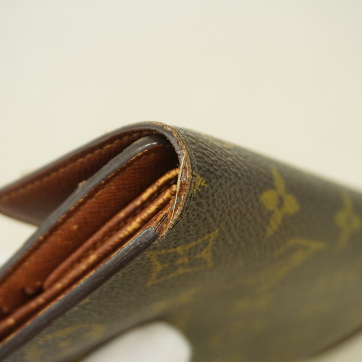 Louis Vuitton Trifold Wallet Monogram Portefeuille International Brown