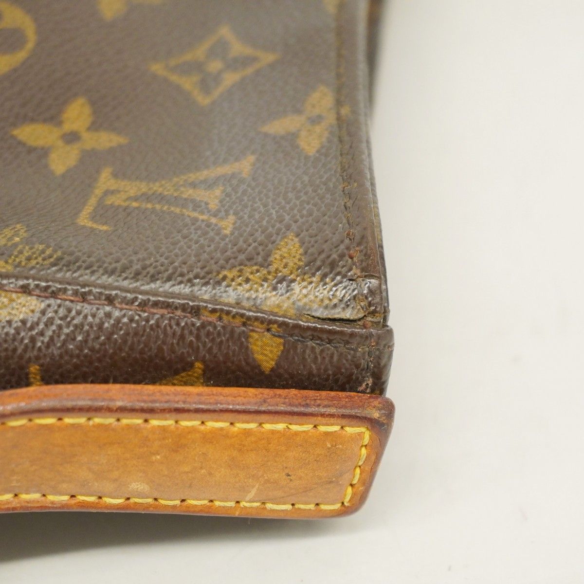 Louis Vuitton Shoulder Bag Monogram Looping GM Brown