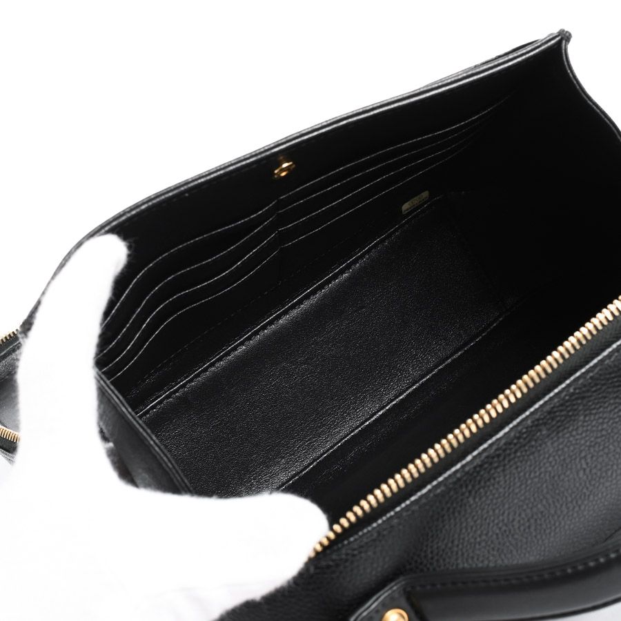 Chanel Handbag CC Filigree Vanity Bag