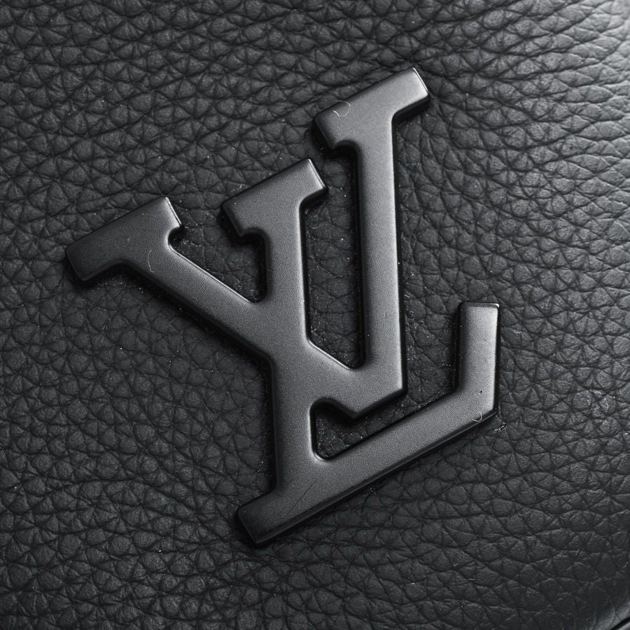 Louis Vuitton Clutch Takeoff Pouch