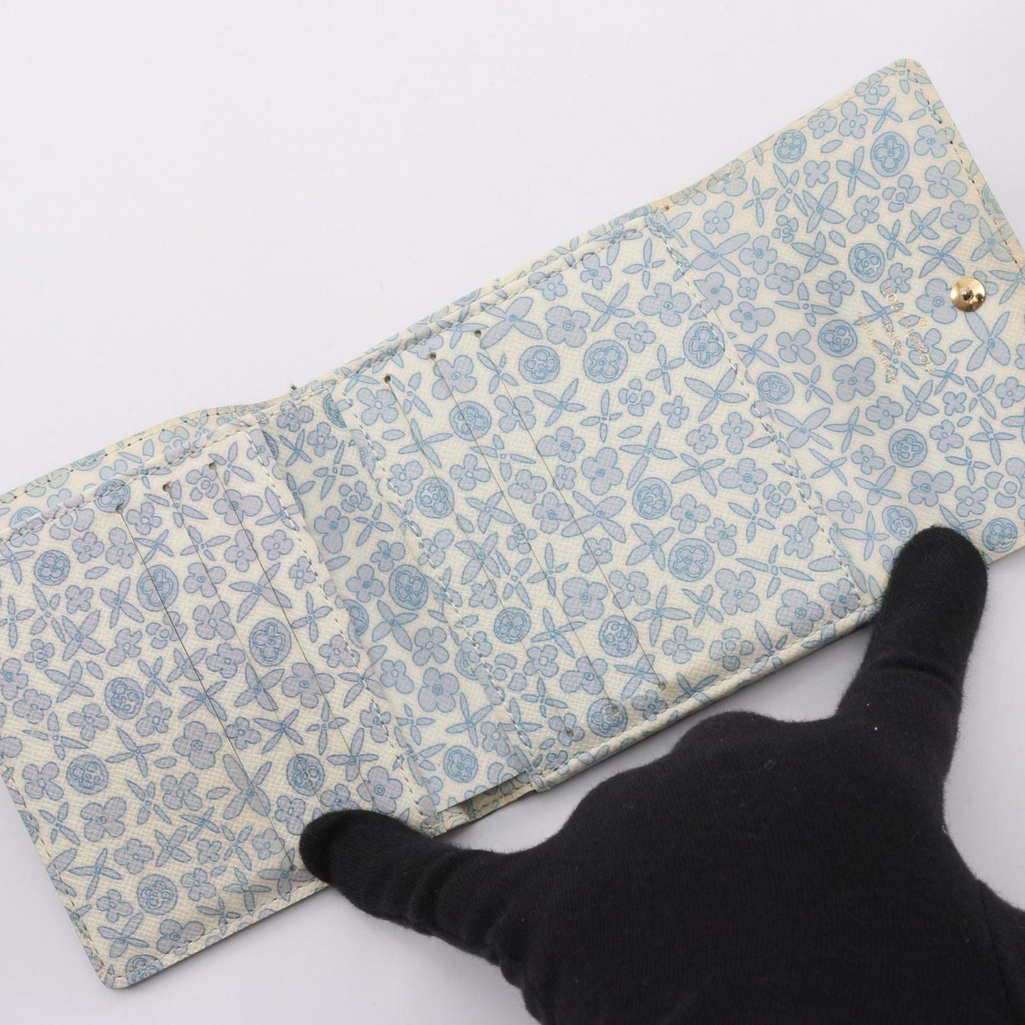 Louis Vuitton Hook Wallet Portefeuille Monogram Roulis Violet Brown White