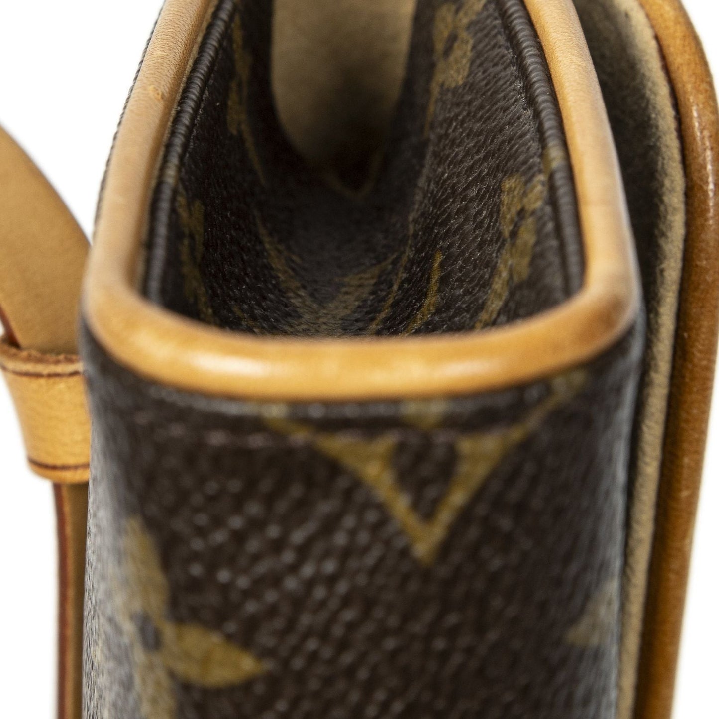 Louis Vuitton Pochette Florentine Brown Monogram Canvas Handbag