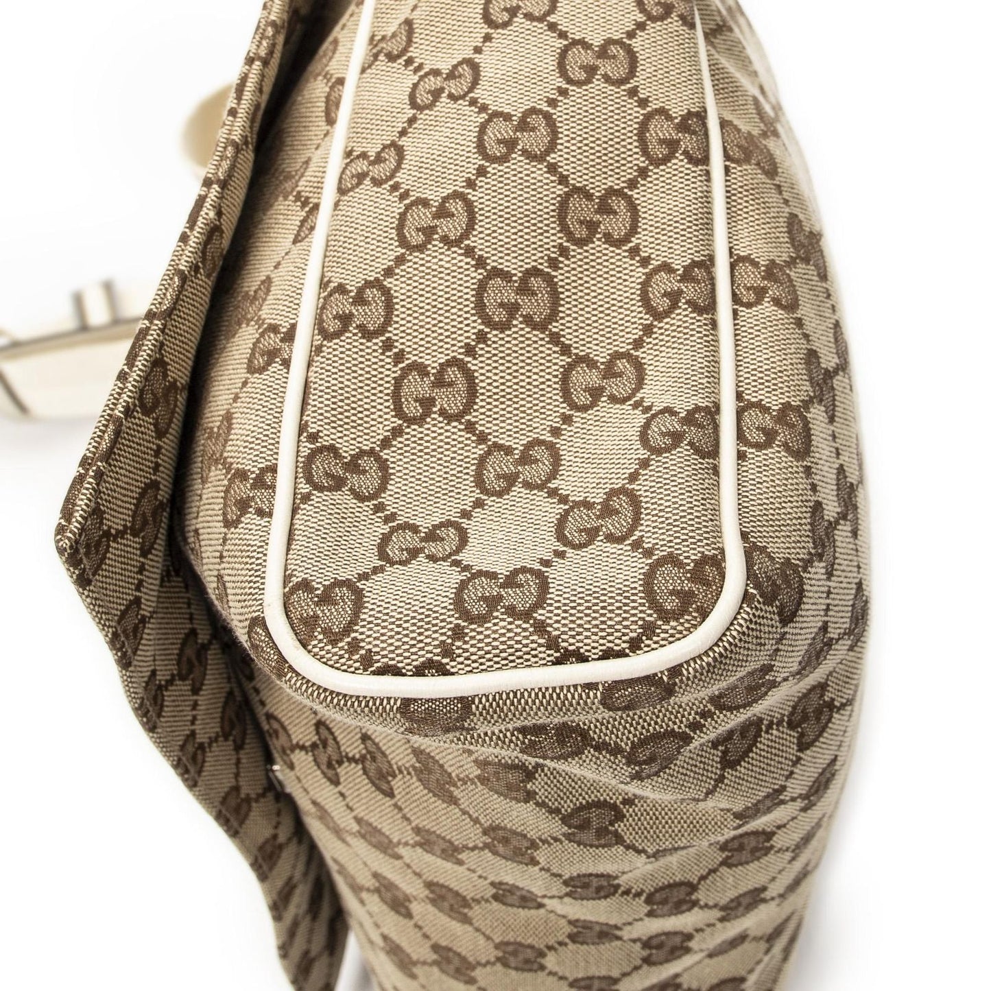 Gucci Flap Messenger Ivory Beige GG Canvas