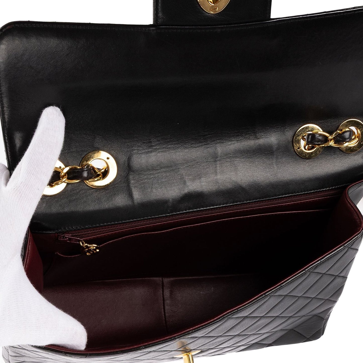 Chanel Vintage Jumbo Black Smooth Leather Quilted Polished Messenger Bag