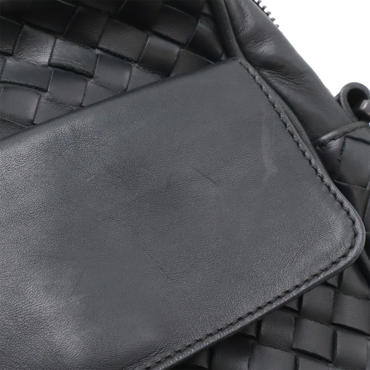Bottega Veneta Intrecciato Shoulder Bag Pochette Leather Black