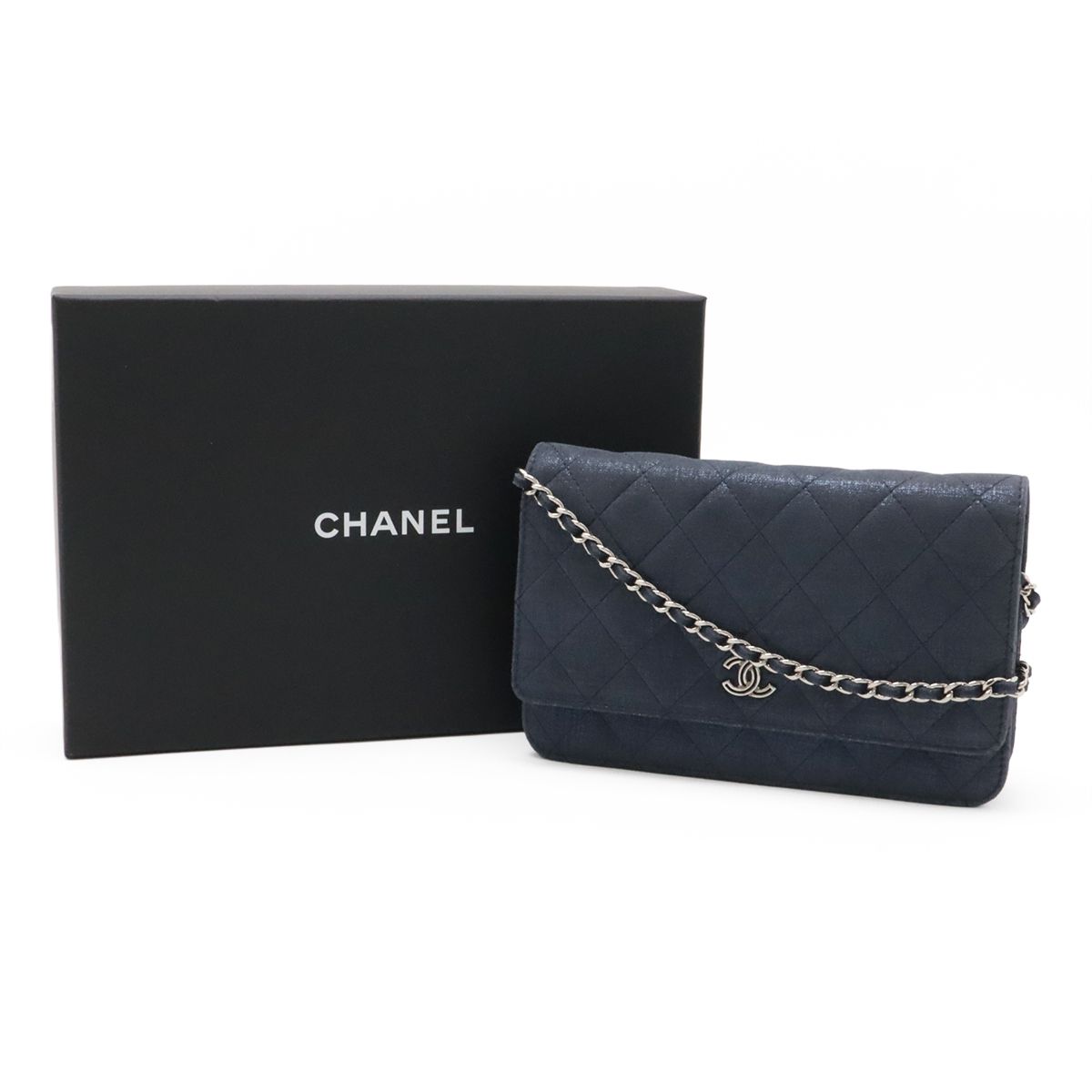 Chanel Quilted Chain Wallet Shoulder Bag Pochette Crossbody Sparkle Leather