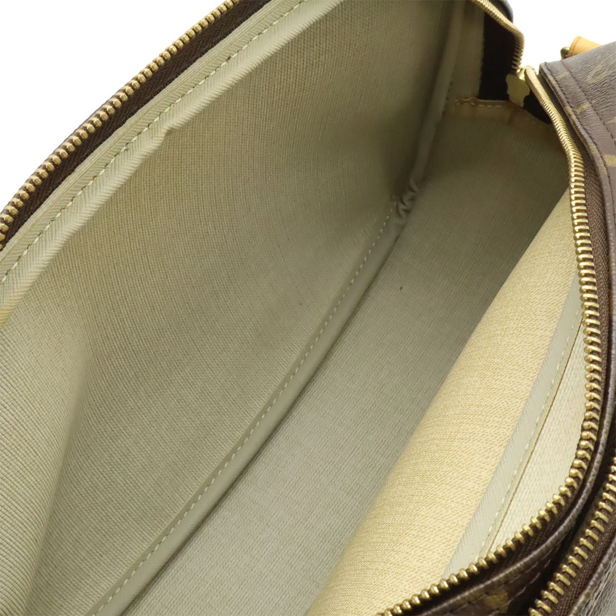 Louis Vuitton Monogram Reporter PM Shoulder Bag
