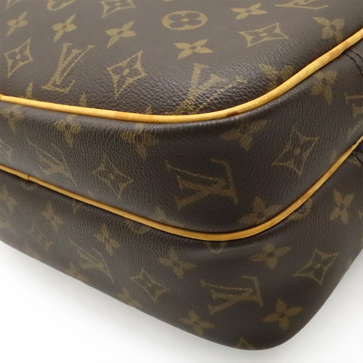 Louis Vuitton Monogram Reporter PM Shoulder Bag