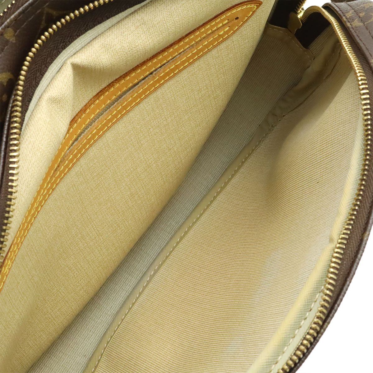Louis Vuitton Monogram Reporter PM Shoulder Bag