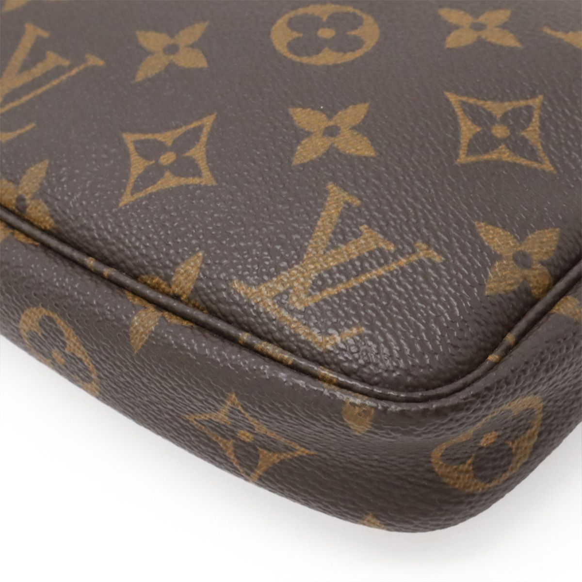 Louis Vuitton Monogram Pochette Pouch Handbag Party