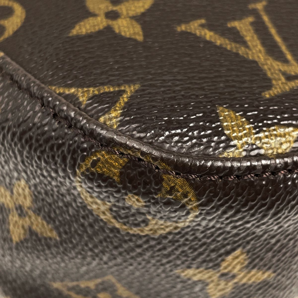 Louis Vuitton Looping MM Shoulder Bag Monogram Brown