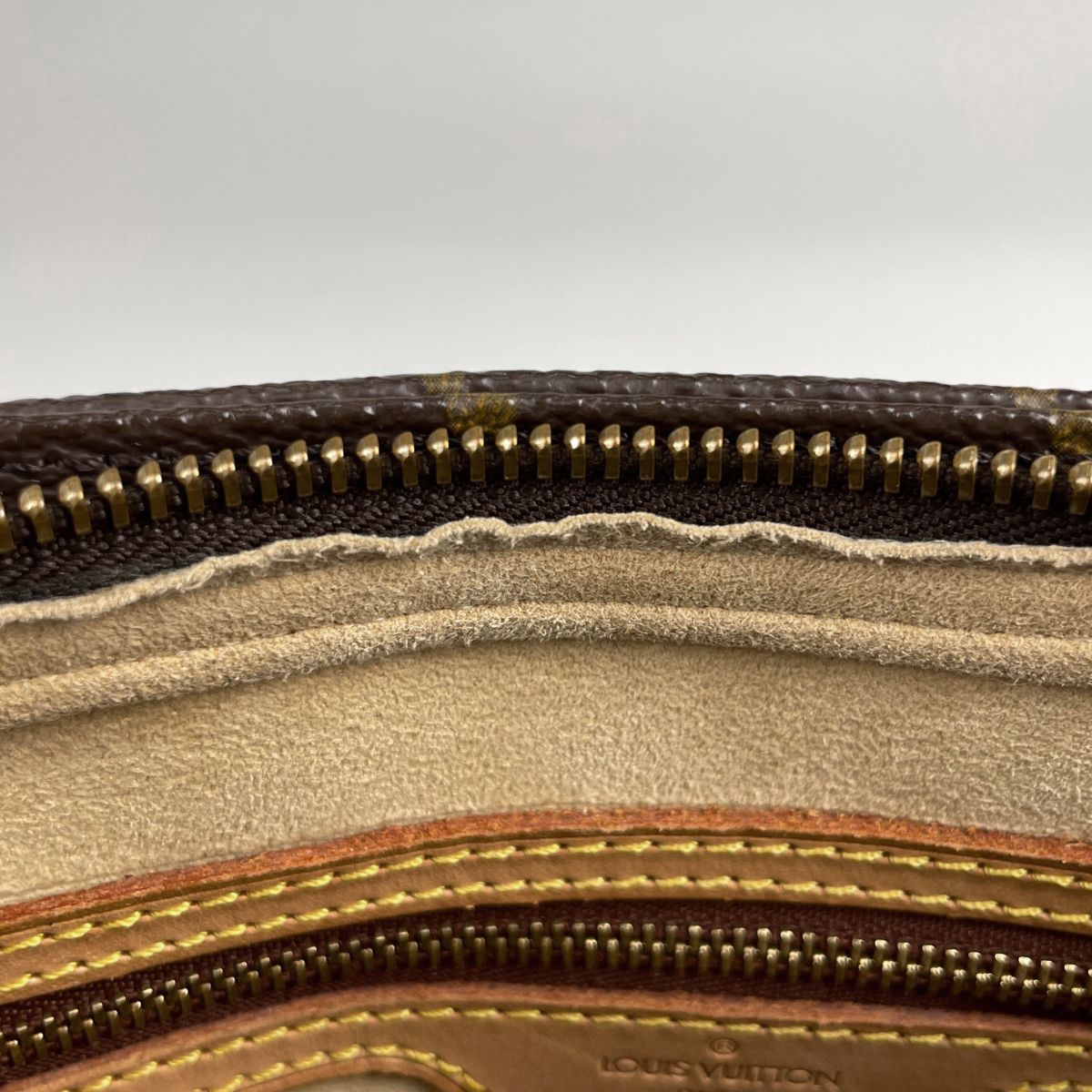Louis Vuitton Looping MM Shoulder Bag Monogram Brown