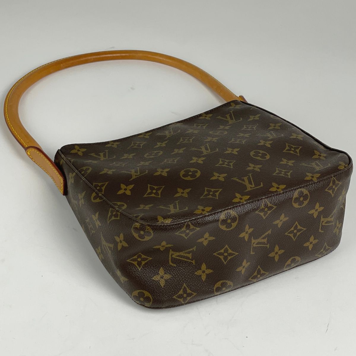 Louis Vuitton Looping MM Shoulder Bag Monogram Brown