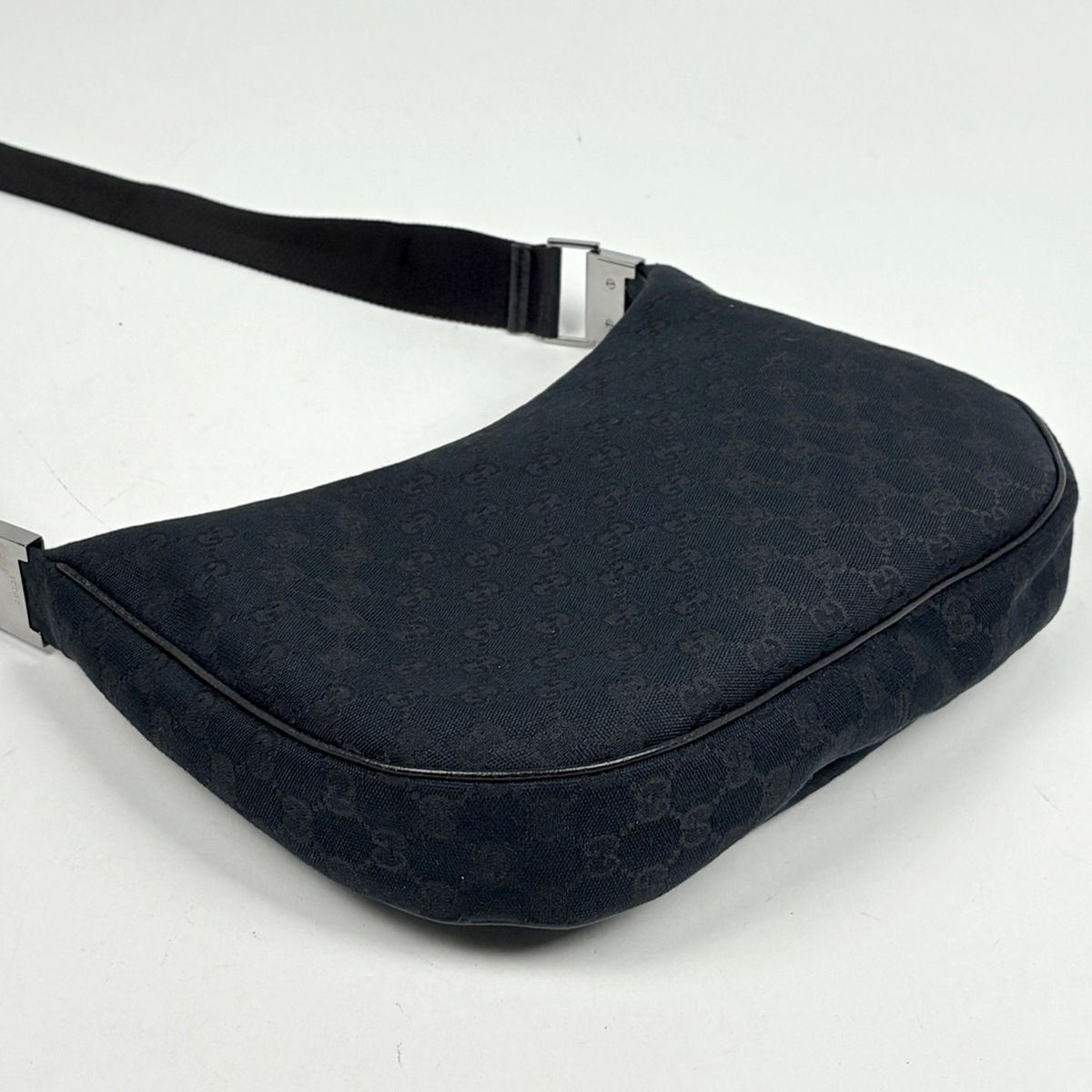Gucci GG Pattern Shoulder Bag Canvas Black