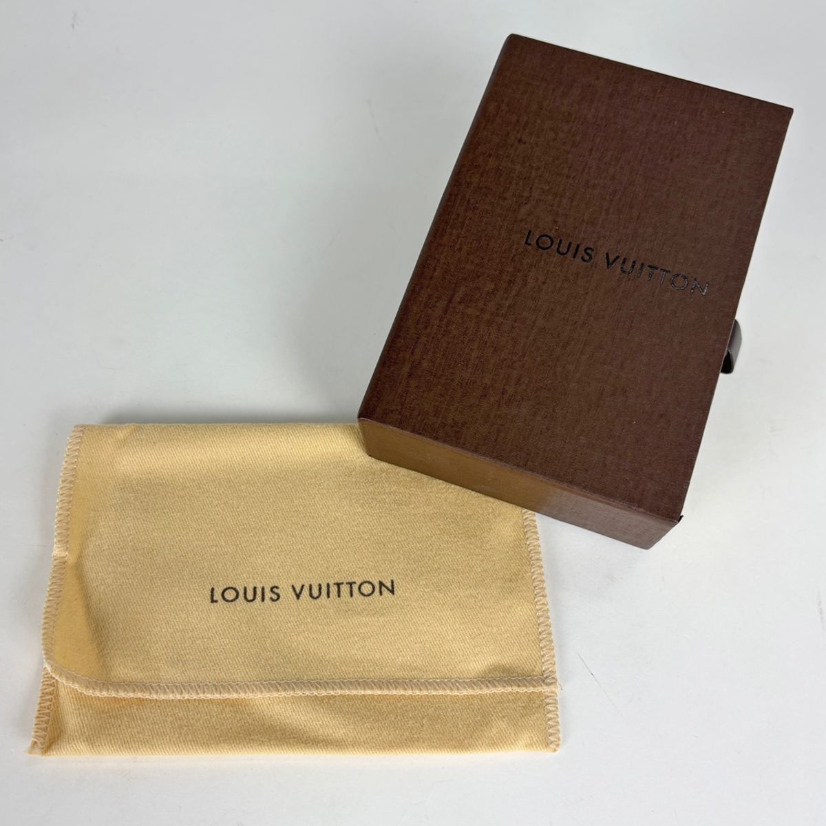 Louis Vuitton Multicles 6 Key Holder Key Case Damier Graphite Black