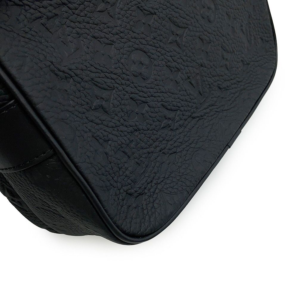 Louis Vuitton Shoulder Bag Monogram Taurillon S Lock Messenger Black