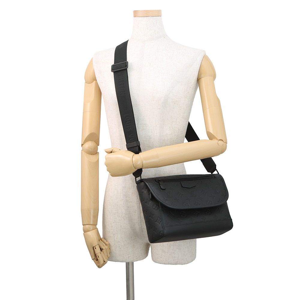 Louis Vuitton Shoulder Bag Monogram Shadow Pulse Messenger Black