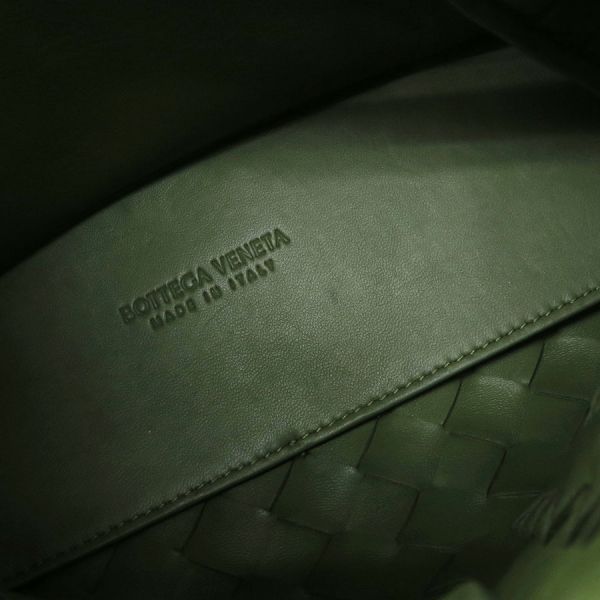 Bottega Veneta Small Andiamo Messenger Bag