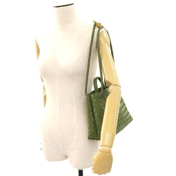 Bottega Veneta Small Andiamo Messenger Bag