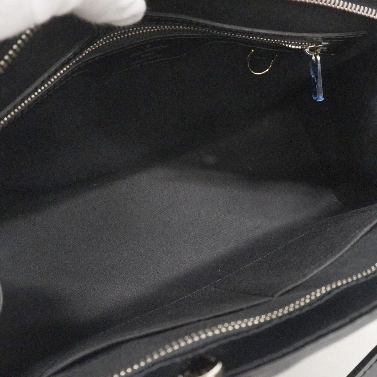 Louis Vuitton Handbag Epi MM Noir 2-Way Bag
