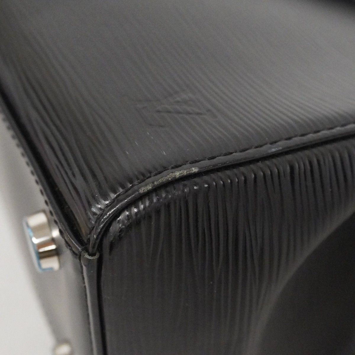 Louis Vuitton Handbag Epi MM Noir 2-Way Bag