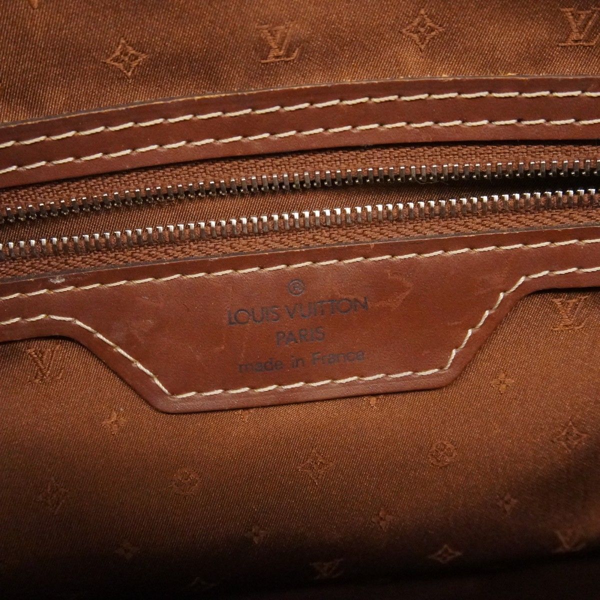 Louis Vuitton Handbag Suhali Lockit MM Suienne