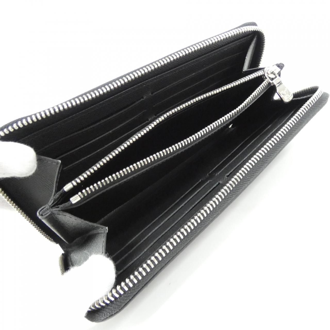 Louis Vuitton Taiga Zippy Wallet Horizontal