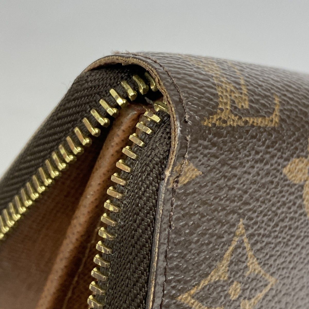 Louis Vuitton Wallet Monogram Zippy Brown