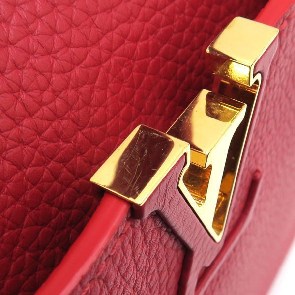 Louis Vuitton Capucines BB Messenger Bag