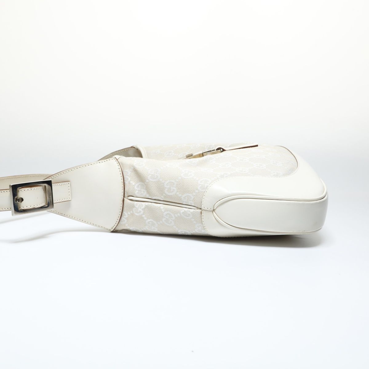 Gucci Shoulder Bag GG Canvas Jackie