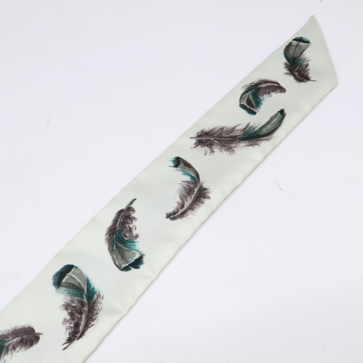 Hermes Feathers Silk Twilly Scarf
