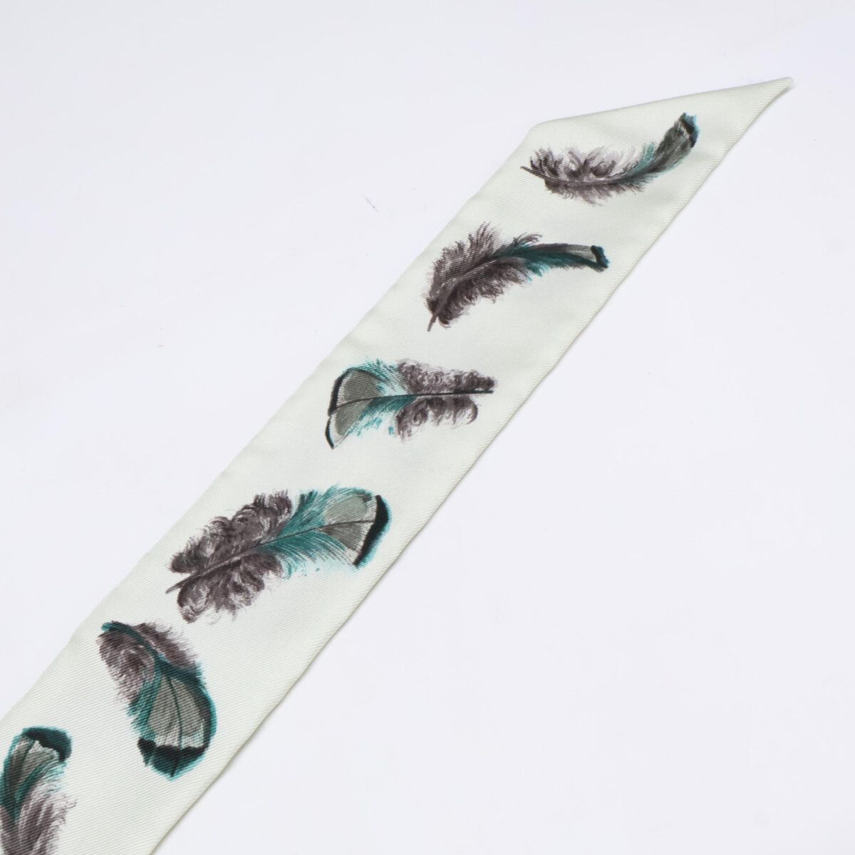Hermes Feathers Silk Twilly Scarf