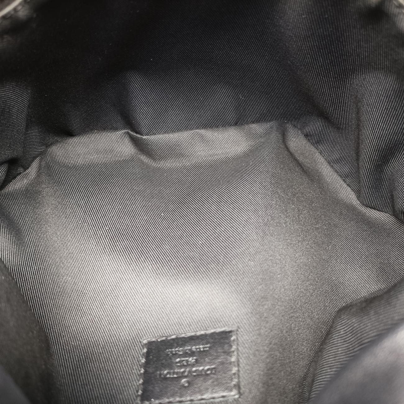 Louis Vuitton Discovery Bum Bag Black Monogram Eclipse