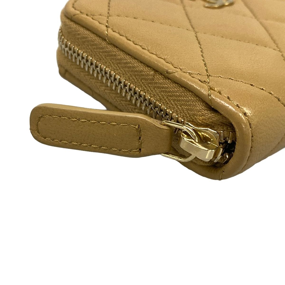 Chanel Coin Case Classic Zip Purse Quilted Beige Gold Zip Around Lambskin
