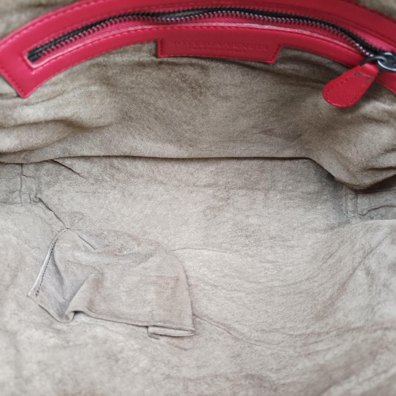 Bottega Veneta Nodini Intrecciato Red Lambskin Messenger Bag