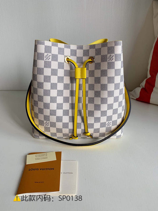Luxurious Totes - Latest - 9760