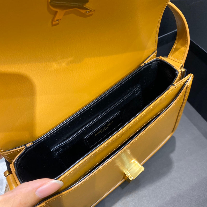 Luxurious Totes - Latest - 8202