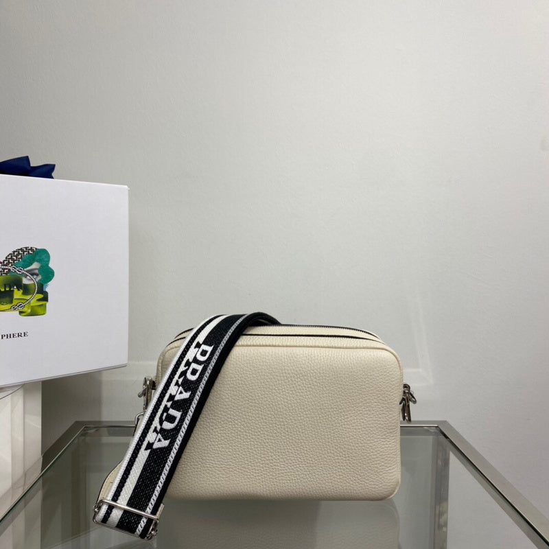 Luxurious Totes - Latest - 4617