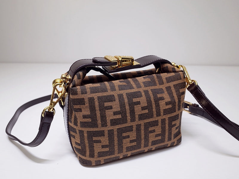 Luxurious Totes - Latest - 11387