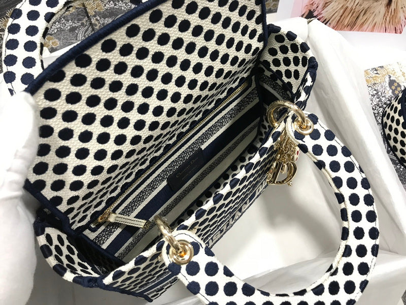 Luxurious Totes - Latest - 6333