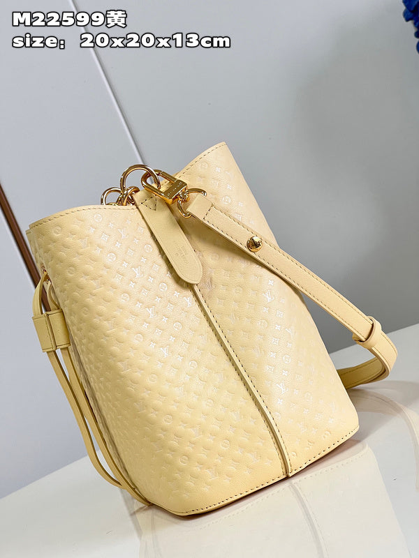 LOV - Luxurious Totes - 342
