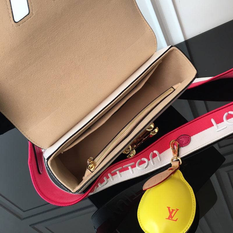 LOV - Luxurious Totes - 742