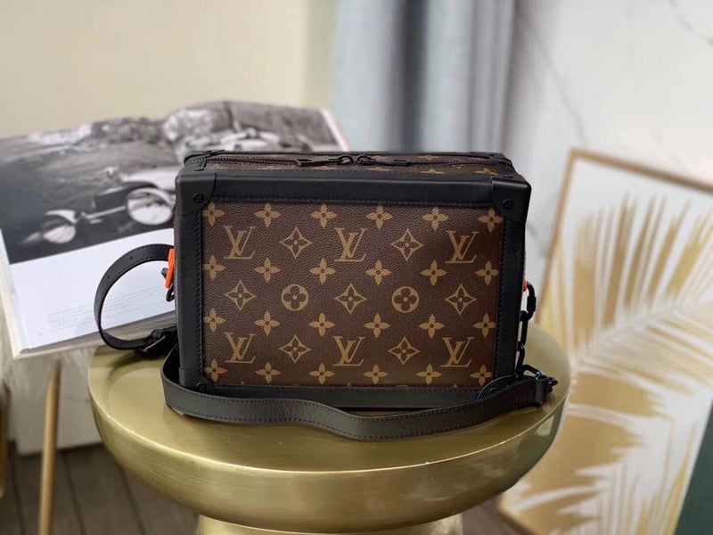 LOV - Luxurious Totes - 443