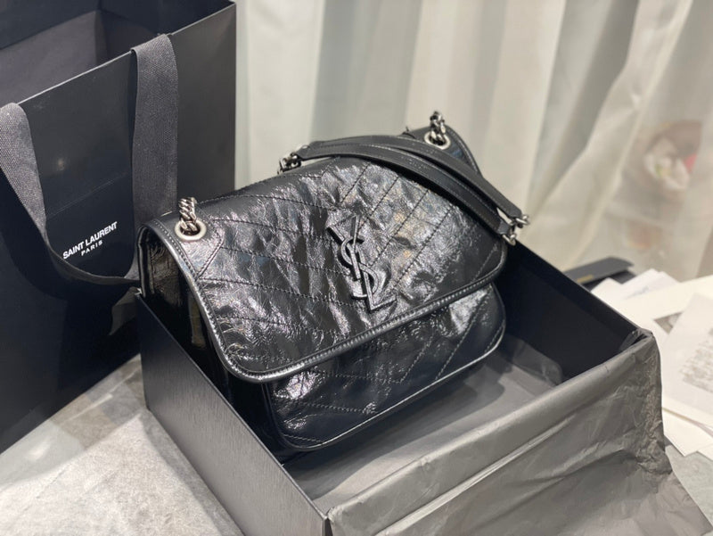 Luxurious Totes - Latest - 8559