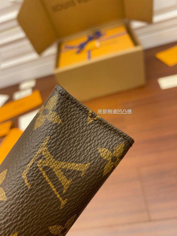 LOV - Luxurious Totes - 2155