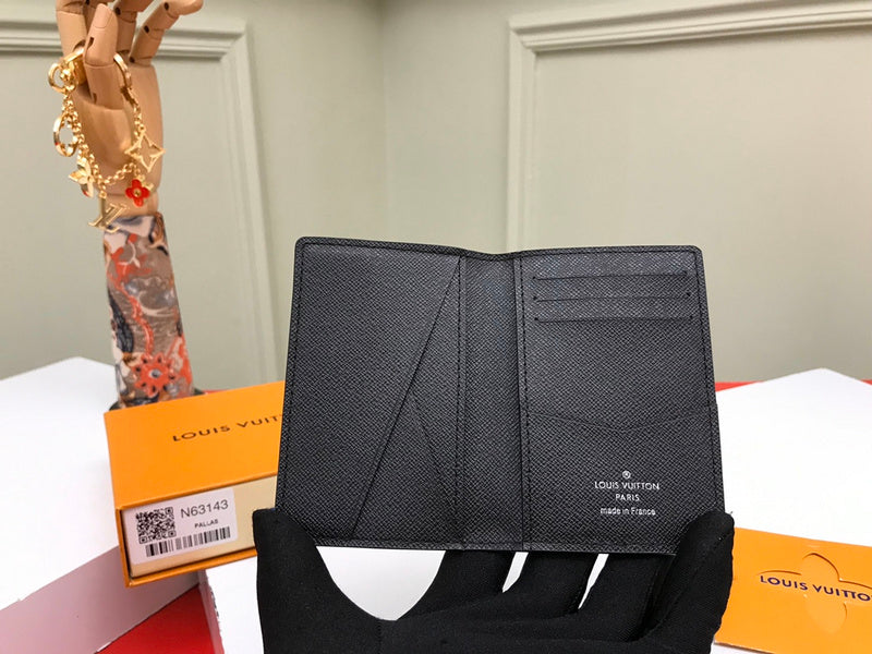 Luxurious Totes - Latest - 684