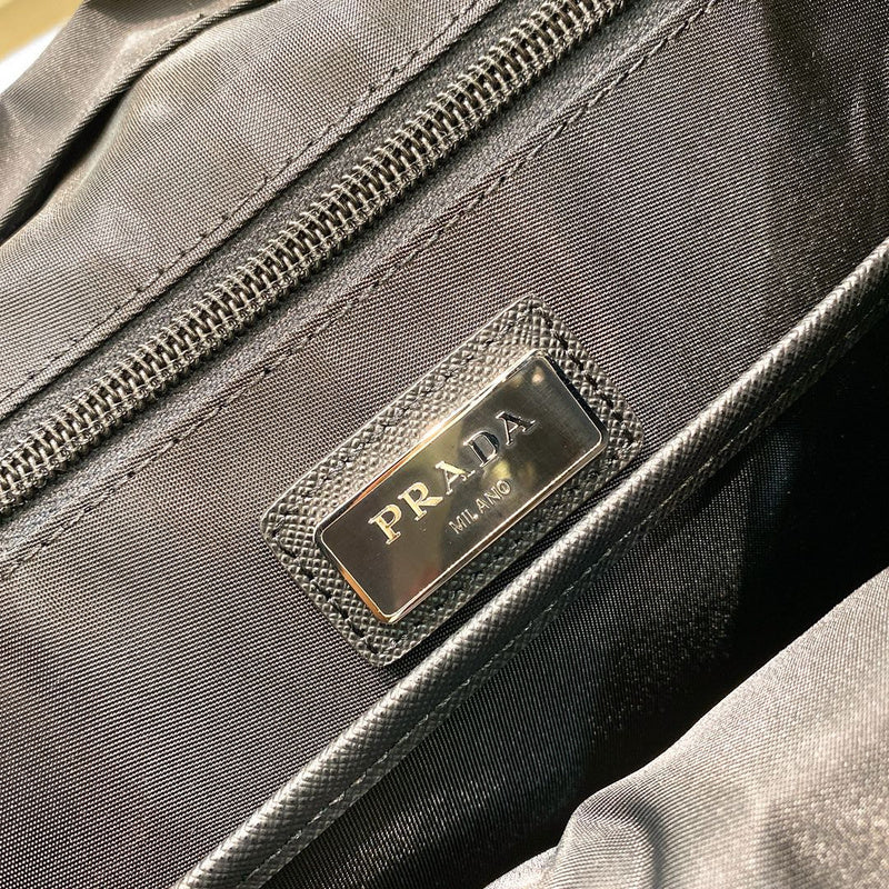 GUI - Luxurious Totes - 535