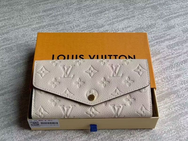 LOV - Luxurious Totes - 237