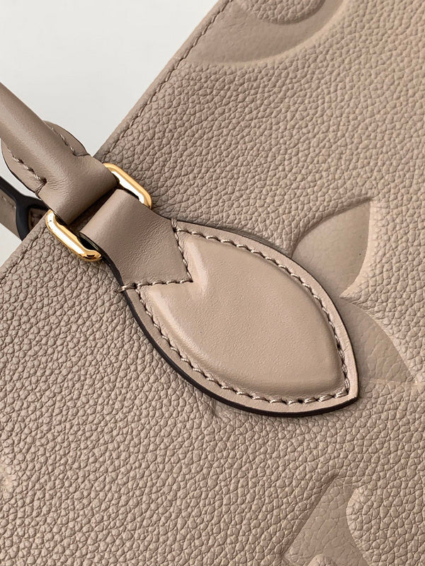 LOV - Luxurious Totes - 2197