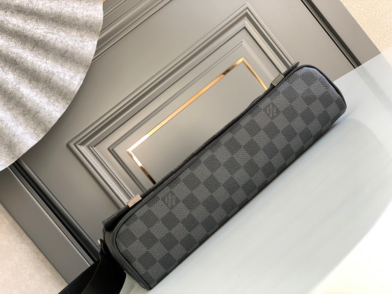 LOV - Luxurious Totes - 1806